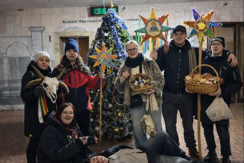 Світло Різдва в стінах Академії